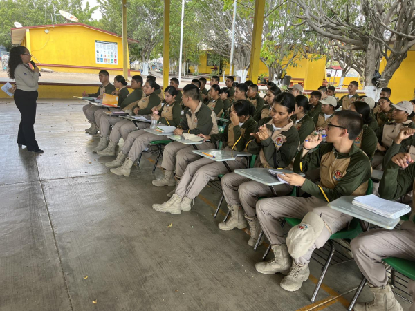 La UNACH presentó su oferta académica a los estudiantes de la Escuela Preparatoria Bivalente “Ángel Albino Corzo”